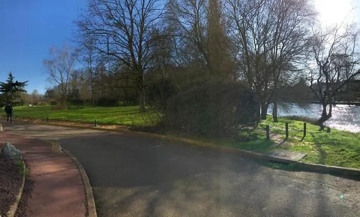 T2 Gare Tgv Spacieux Et équipé *